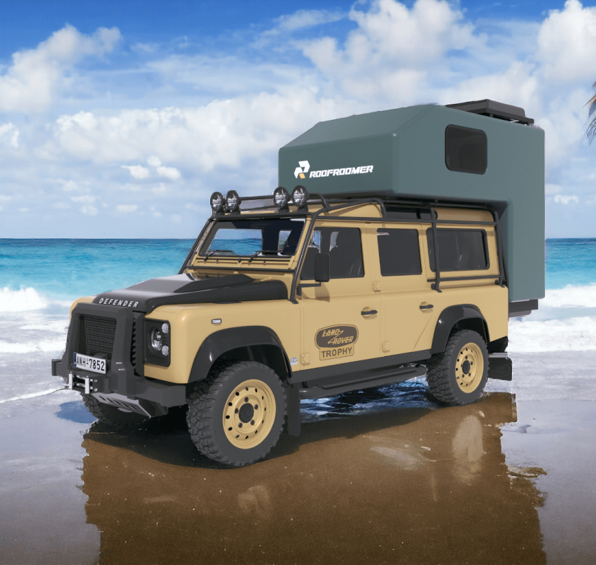 Defender with Roofroomer on the beach